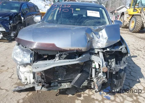 2014 Mitsubishi Outlander Se z USA, uszkodzony, nr VIN JA4AZ3A30EZ009721